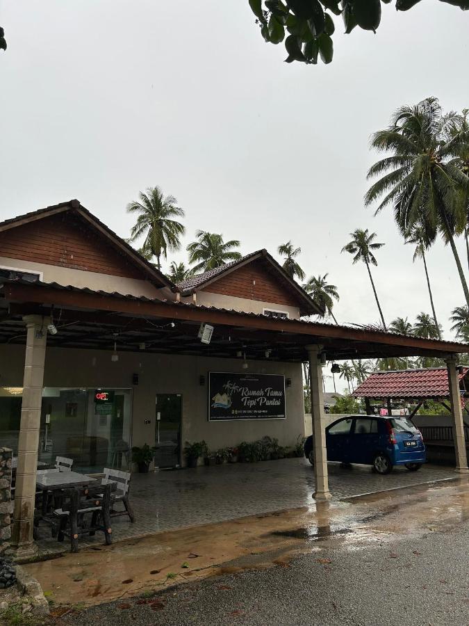 Rumah Tamu Tepi Pantai Hotel Dungun Exterior foto